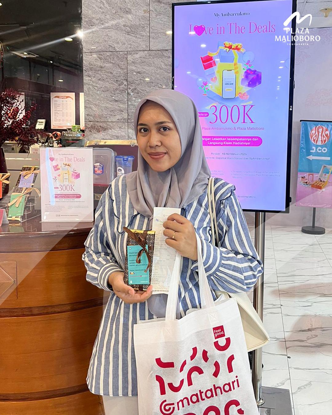 Love In The Deals laza Ambarrukmo