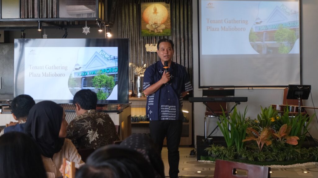 Bapak Indra gunawan