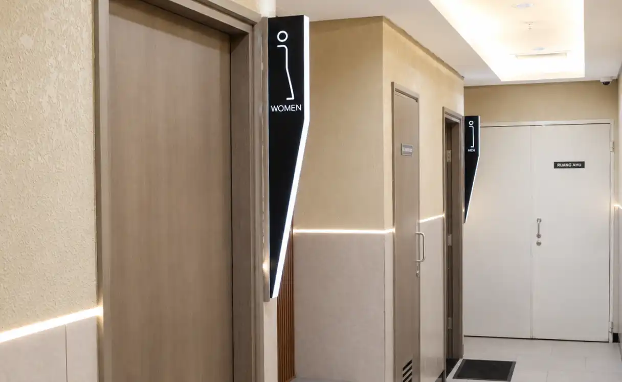 RESTROOM 1